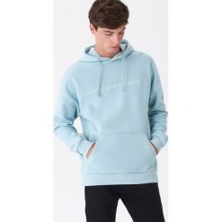 Bluza z haftem - Niebieski. Niebieskie bluzy bez kaptura męskie House, l. Za 99.99 zł.