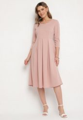 Jasnoróżowa Rozkloszowana Sukienka z Rękawem 3/4 Nomiel. Czerwone sukienki damskie Born2be, l, bez wzorów, eleganckie, bez kołnierzyka, bez ramiączek, midi, rozkloszowane. Za 89.99 zł.