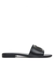 Guess Klapki FLJTAR LEA19 Czarny. Czarne klapki damskie Guess, z aplikacjami, ze skóry, bez obcasa. Za 329.99 zł.