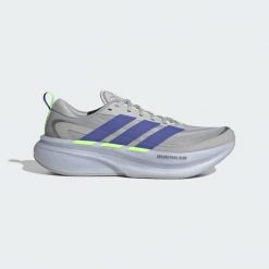 BUTY DO BIEGANIA SUPERNOVA GLIDE M. Brązowe obuwie do biegania damskie Adidas. Za 569.00 zł.