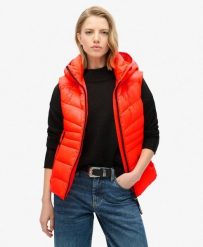 Kamizelka pikowana z kapturem Fuji od SUPERDRY. Brązowe kamizelki damskie Superdry., l. Za 419.15 zł.