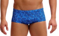 Kąpielówki Funky Trunks Pebble Beach - trunki męskie. Niebieskie kąpielówki męskie FUNKY TRUNKS, l, bez wzorów, z materiału, na fitness i siłownię. Za 159.00 zł.