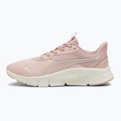 Buty do biegania PUMA Flexfocus Lite Modern Woven. Czarne obuwie do biegania damskie Puma. Za 179.99 zł.