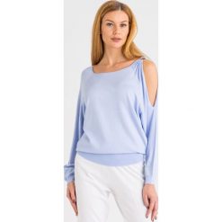Sweter LIU JO. Swetry klasyczne damskie Liu Jo, l, bez kołnierzyka. W wyprzedaży za 402.57 zł.