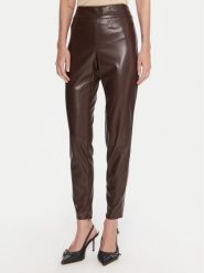 Guess Spodnie z imitacji skóry W4BB18 WGIK0 Czarny Slim Fit. Czarne spodnie materiałowe damskie Guess, z aplikacjami, ze skóry. Za 319.99 zł.