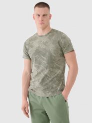 4F T-shirt regular z nadrukiem męski - oliwkowy/khaki S. Brązowe t-shirty męskie 4f, m, bez wzorów, z bawełny, bez kołnierzyka. W wyprzedaży za 49.99 zł.