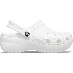 Klapki Crocs Model Classic Platform Clog W Kolor Biały. Białe klapki damskie Crocs, bez wzorów, z gumy, bez obcasa. Za 278.00 zł.