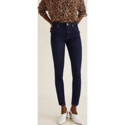 Mango - Jeansy Olivia. Niebieskie jeansy damskie Mango. W wyprzedaży za 64.90 zł.
