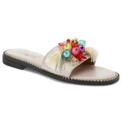 Złote Klapki S.Barski Modne Buty Na Lato. Żółte klapki damskie S.BARSKI, z aplikacjami, ze skóry ekologicznej, bez obcasa. Za 125.99 zł.