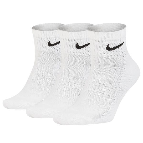 Skarpetki Nike Nike Codziennie Lekkie 100 Dorosłych. Białe skarpetki damskie Nike, bez wzorów, z bawełny. Za 69.00 zł.