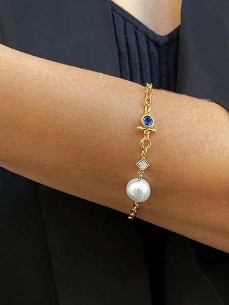 DI GIORGIO Pozłacana bransoletka z cyrkoniami i perłą rozmiar: onesize. Białe bransoletki damskie DI GIORGIO, pozłacane. Za 165.71 zł.