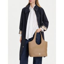 Torebka Beverly Hills Polo Club. Brązowe torebki klasyczne damskie Beverly Hills Polo Club, bez wzorów, bez dodatków. Za 199.99 zł.