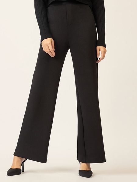 APART Spodnie w kolorze czarnym rozmiar: M. Czarne spodnie materiałowe damskie Apart, bez wzorów, z materiału. Za 184.89 zł.