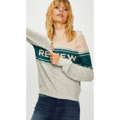 Review - Sweter. Szare swetry klasyczne damskie Review, m, z dzianiny, bez kołnierzyka. W wyprzedaży za 129.90 zł.