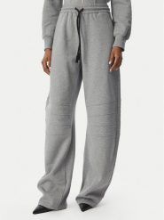 Just Cavalli Spodnie dresowe 81PAAE22 CF102 Szary Relaxed Fit. Szare spodnie dresowe damskie Just Cavalli, xs, bez wzorów, z dresówki. Za 1,309.00 zł.
