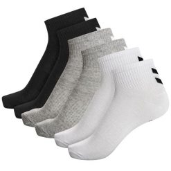 Skarpety średniej długości Hummel Chevron (x6). Czarne skarpetki damskie HUMMEL, bez wzorów, z bawełny. Za 91.00 zł.