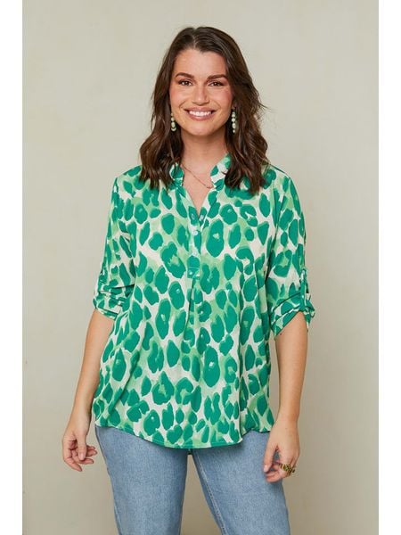 Curvy Lady Bluzka w kolorze zielonym rozmiar: 48/50. Zielone bluzki damskie Curvy Lady, bez wzorów, klasyczne, bez kołnierzyka, bez ramiączek. Za 100.99 zł.