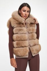 Kamizelka damska futrzana z lisa dwustronna SUPREMA. Kamizelki damskie Suprema, z futra. Za 7,599.00 zł.
