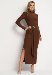 Brązowa Dopasowana Sukienka z Półgolfem Trenem i Rozcięciem Miredi. Brązowe sukienki damskie Born2be, bez wzorów, eleganckie, bez kołnierzyka, bez ramiączek, maxi, dopasowane. W wyprzedaży za 95.99 zł.