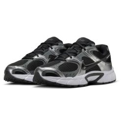 Buty męskie Nike V5 RNR wielokolorowe. Czarne obuwie do biegania damskie Nike. Za 399.00 zł.