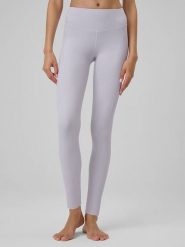4F Legginsy sportowe w kolorze fioletowym rozmiar: M. Różowe legginsy damskie 4f, m, bez wzorów, z materiału. Za 68.95 zł.