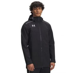 Kurtka wodoodporna Under Armour Challenger Pro. Czarne kurtki męskie Under Armour, m, bez wzorów, z materiału, bez kaptura. Za 564.90 zł.