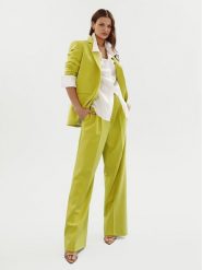 Hugo Spodnie materiałowe Helepher 50508637 Zielony Relaxed Fit. Zielone spodnie materiałowe damskie Hugo, bez wzorów, z materiału. Za 1,219.00 zł.