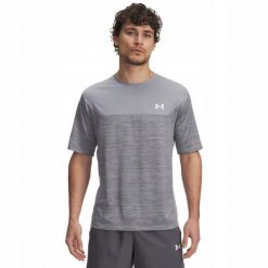 Koszulka T-Shirt Męski Treningowy Under Armour Szybkoschnący Tech. Szare t-shirty męskie Under Armour, m, bez wzorów, bez kołnierzyka. W wyprzedaży za 88.09 zł.