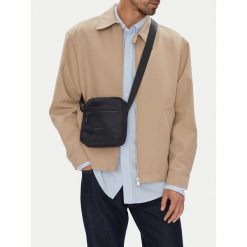 Saszetka GINO ROSSI. Czarne saszetki męskie Gino Rossi. Za 99.99 zł.