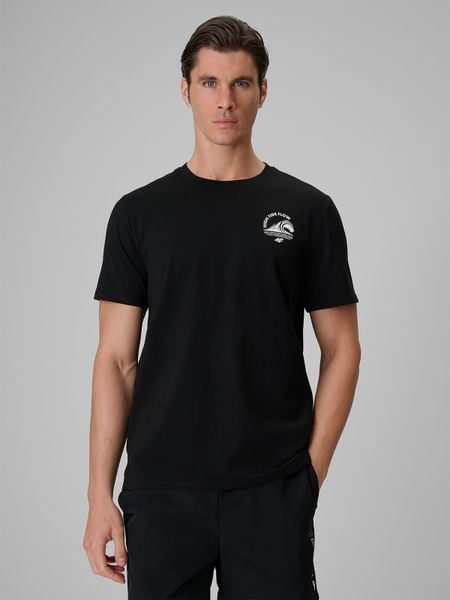 4F T-shirt relaxed z nadrukiem męski - czarny S. Czarne t-shirty męskie 4f, m, bez wzorów, z bawełny, bez kołnierzyka. W wyprzedaży za 39.99 zł.