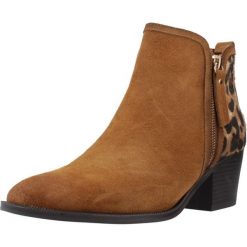 CARMELA 162582C Nadruk zwierzęcy. Obuwie trekkingowe damskie Carmela. W wyprzedaży za 399.90 zł.