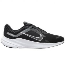 Buty do biegania męskie Nike Quest 5. Czarne obuwie do biegania damskie Nike. Za 331.00 zł.