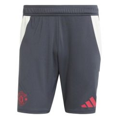 Krótkie spodenki treningowe Manchester United Tiro 2024/25. Niebieskie szorty męskie Adidas, z materiału, bez kołnierzyka. Za 173.00 zł.