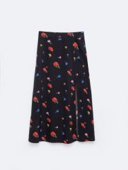 Spódnica damska midi z wiskozy z motywem kwiatowym czarna Brie 906. Czarne spódniczki damskie Big Star, l, bez wzorów, z tkaniny, midi, dopasowane. Za 179.99 zł.