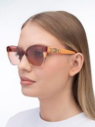 Guess Damskie okulary przeciwsłoneczne w kolorze różowo-pomarańczowo-brązowym rozmiar: 55. Brązowe okulary przeciwsłoneczne damskie Guess. Za 215.71 zł.