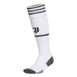 Skarpetki domowe Juventus 2021/22. Białe skarpetki męskie Adidas, bez wzorów, z materiału. Za 104.50 zł.