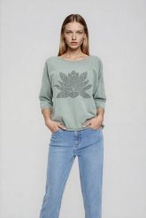 Bluza z bawełny oliwkowa. Zielone bluzy bez kaptura damskie MOODO, z bawełny. Za 99.99 zł.