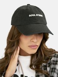 Smith & Soul Czapka w kolorze czarnym rozmiar: onesize. Czarne czapki z daszkiem damskie Smith & Soul, bez wzorów, z bawełny. Za 60.99 zł.