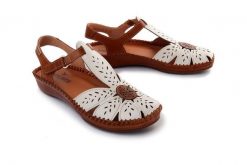 Pikolinos P. VALLARTA 655-0841C1 NATA, sandały damskie. Brązowe sandały damskie Pikolinos, bez wzorów, ze skóry, bez obcasa. Za 544.90 zł.