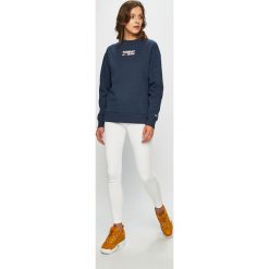 Tommy Jeans - Bluza. Szare bluzy bez kaptura damskie Tommy Jeans, l, z bawełny. W wyprzedaży za 229.90 zł.