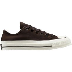 Buty sportowe Converse Chuck 70 Suede. Brązowe buty sportowe na co dzień damskie Converse, bez wzorów, z zamszu. Za 590.00 zł.