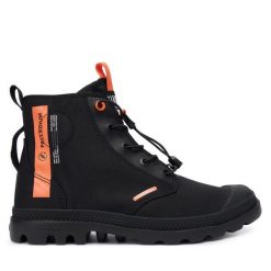 Trapery Palladium. Czarne trapery damskie Palladium, bez obcasa. Za 369.99 zł.