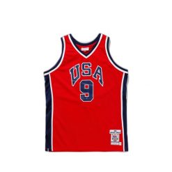 Koszulka USA. Czerwone t-shirty damskie Mitchell & Ness, l, bez wzorów, z materiału, bez kołnierzyka. Za 1,147.30 zł.