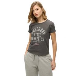 Dopasowana koszulka z motywem dla kobiet Superdry Athletic. Szare bluzki sportowe damskie Superdry., xl, bez kołnierzyka, bez ramiączek. Za 127.20 zł.