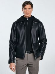 BIG STAR Kurtka w kolorze czarnym ze skóry syntetycznej rozmiar: XXL. Czarne kurtki męskie Big Star, xxl, bez wzorów, ze skóry, retro, bez kaptura. Za 229.99 zł.