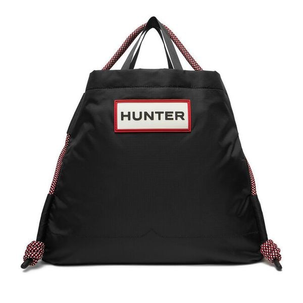 Torebka Hunter. Czarne torebki klasyczne damskie Hunter, bez wzorów, bez dodatków. Za 199.99 zł.