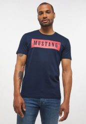 MUSTANG STYLE ALEX C LOGO TEE MĘSKI T-SHIRT KOSZULKA NADRUK LOGO BLUE NIGHTS 1013223 4085. Niebieskie t-shirty męskie Mustang, m, bez wzorów, z bawełny, bez kołnierzyka. Za 99.99 zł.