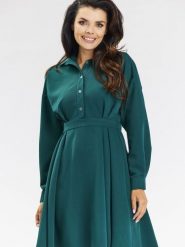 Sukienka Model A668 Bottle Green - awama. Zielone sukienki damskie Awama, do pracy, l, bez wzorów, z elastanu, biznesowe, bez kołnierzyka, plus size, bez ramiączek, midi, koszulowe. Za 398.95 zł.