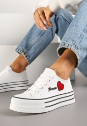 Białe Trampki na Grubej Podeszwie z Aplikacją i Napisem Eheria. Białe trampki i tenisówki damskie Renee, z aplikacjami, z jeansu. Za 74.99 zł.