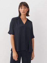 Someday. Bluzka w kolorze granatowym rozmiar: 36. Niebieskie bluzki damskie Someday, bez wzorów, bez kołnierzyka, bez ramiączek. Za 143.99 zł.